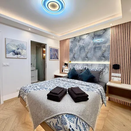 Royal Apartman Párizs